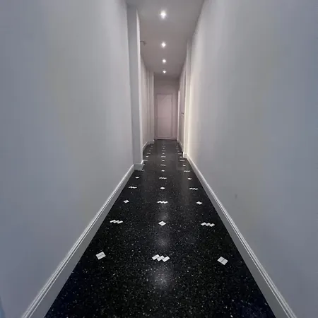 Le Cinque Vele Water Front Luxury House Apartament *