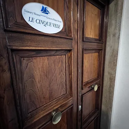 Le Cinque Vele Water Front Luxury House Apartament