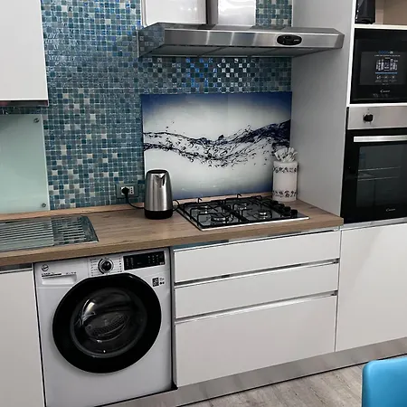 Le Cinque Vele Water Front Luxury House *