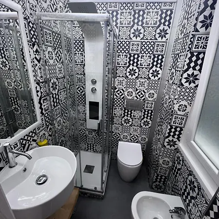Apartment Le Cinque Vele Water Front Luxury House Genoa