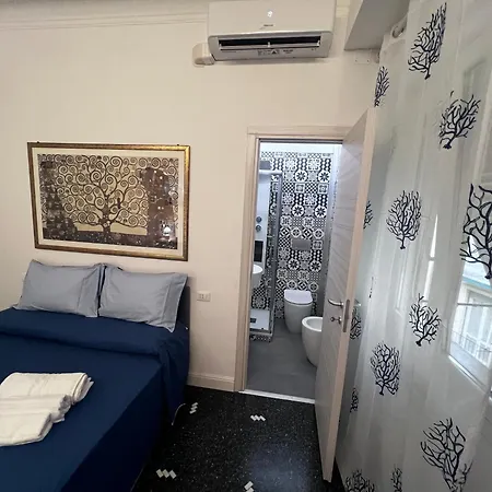 Apartment Le Cinque Vele Water Front Luxury House Genoa
