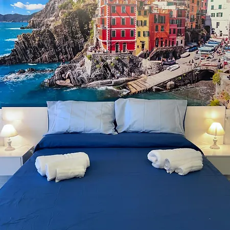 Le Cinque Vele Water Front Luxury House Apartment