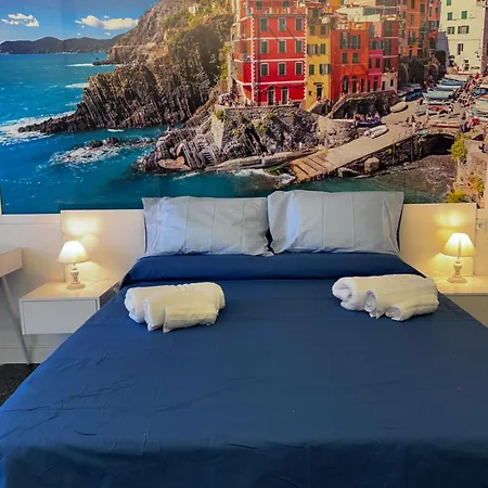 Le Cinque Vele Water Front Luxury House Apartment Genoa