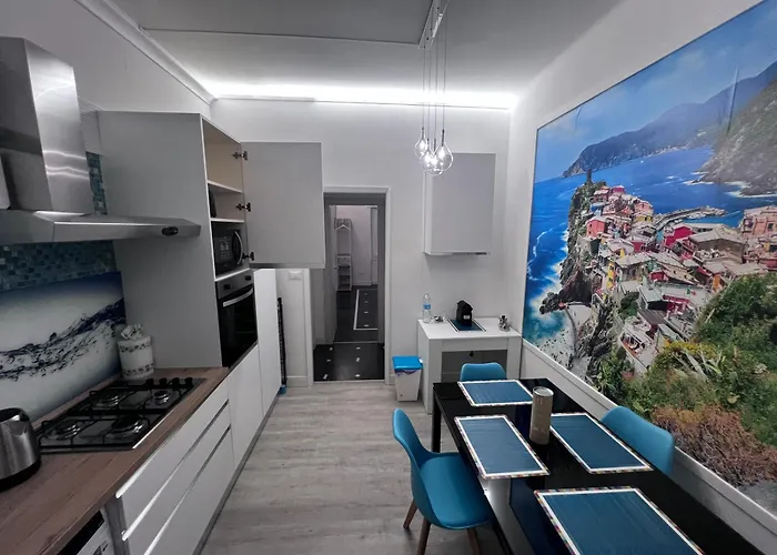Le Cinque Vele Water Front Luxury House *