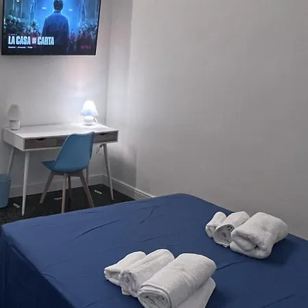 Apartment Le Cinque Vele Water Front Luxury House